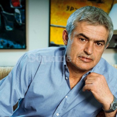 Τα γκρίζα μαλλιά λένε πολλά